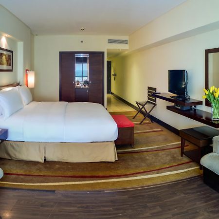Sofitel Al Khobar The Corniche Hotel Luaran gambar A room at the hotel