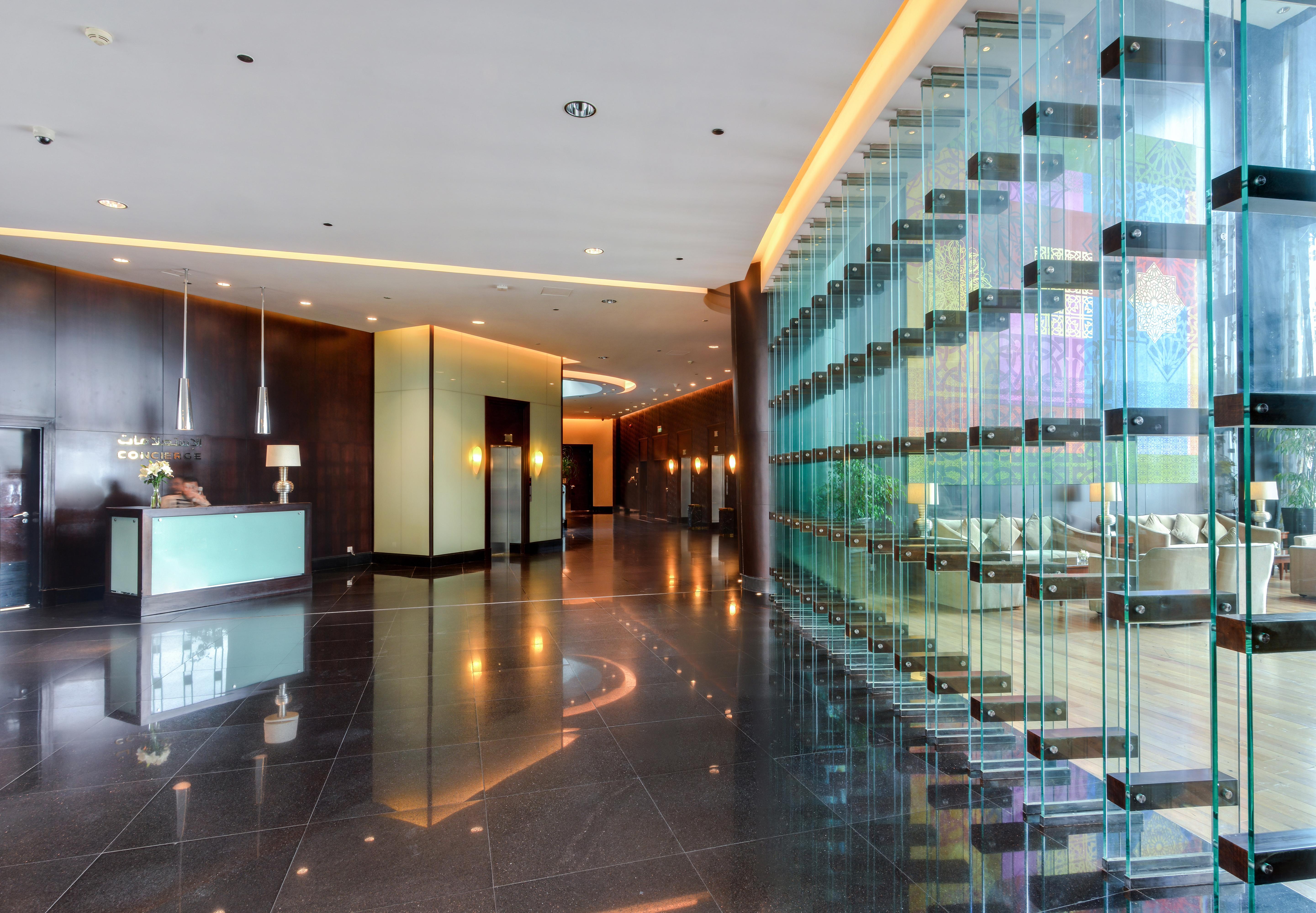 Sofitel Al Khobar The Corniche Hotel Luaran gambar The lobby of the Ritz-Carlton, DIFC