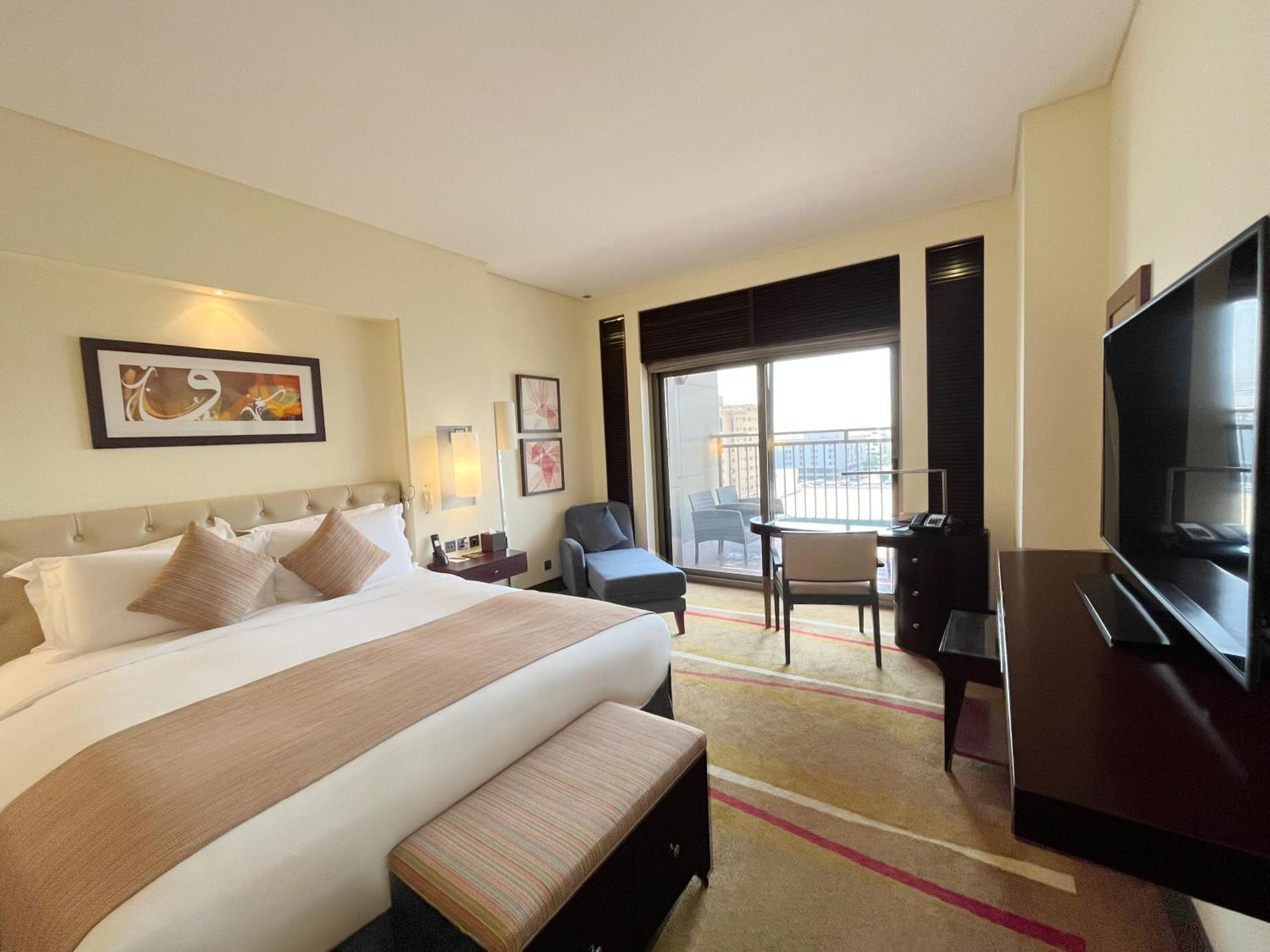 Sofitel Al Khobar The Corniche Hotel Luaran gambar A room at the hotel
