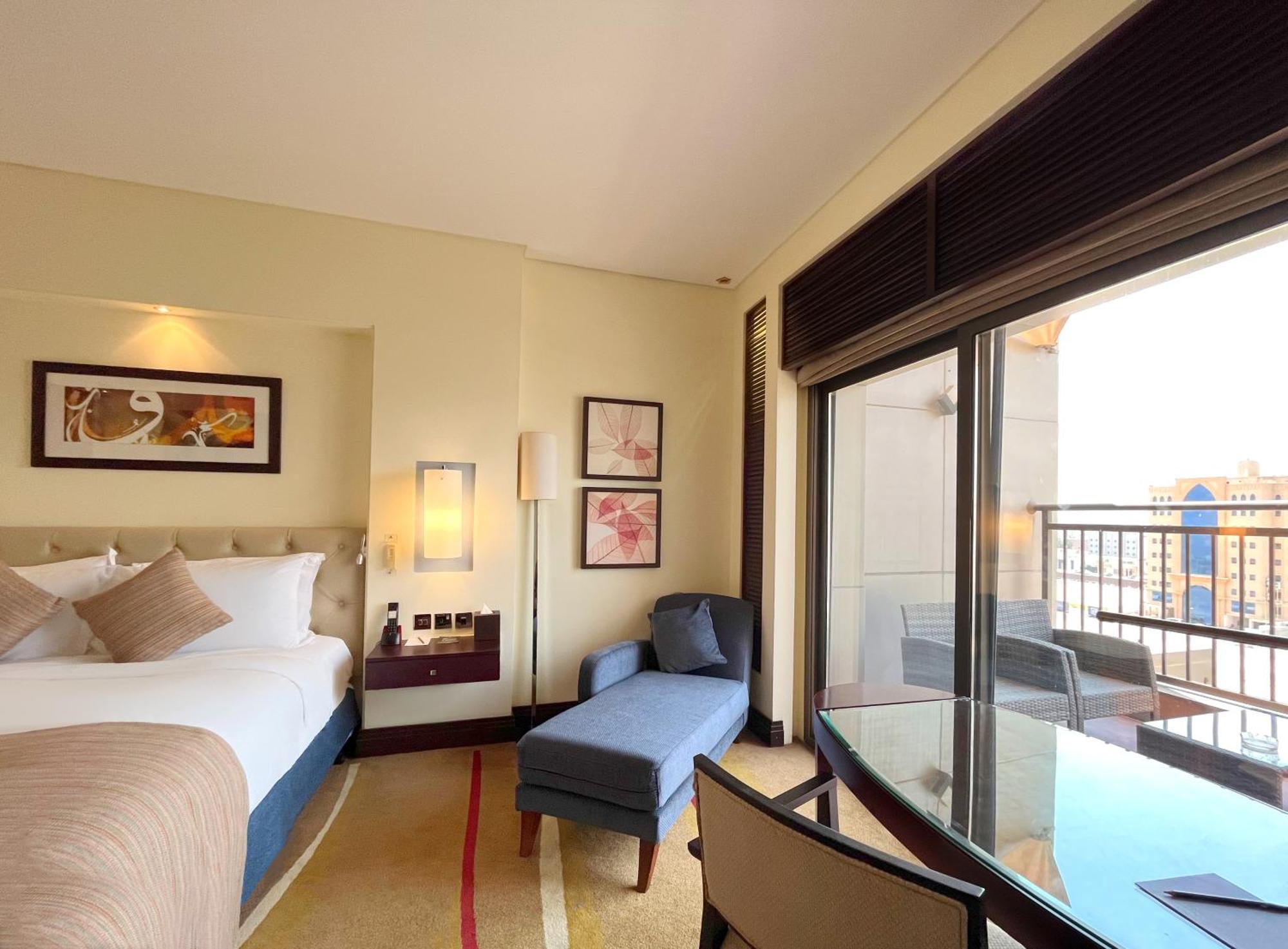 Sofitel Al Khobar The Corniche Hotel Luaran gambar A room at the Taj Bengal