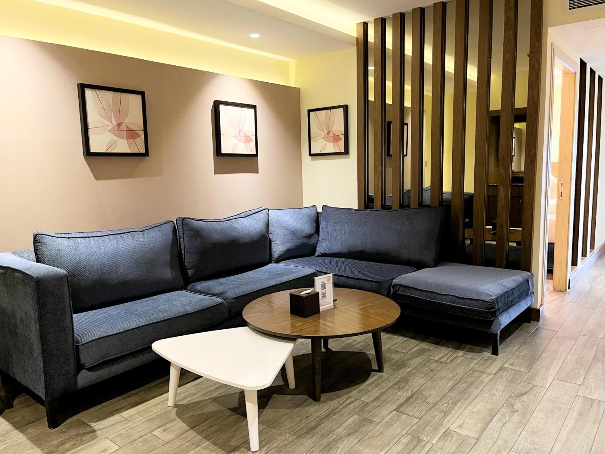 Sofitel Al Khobar The Corniche Hotel Luaran gambar The waiting room at the clinic