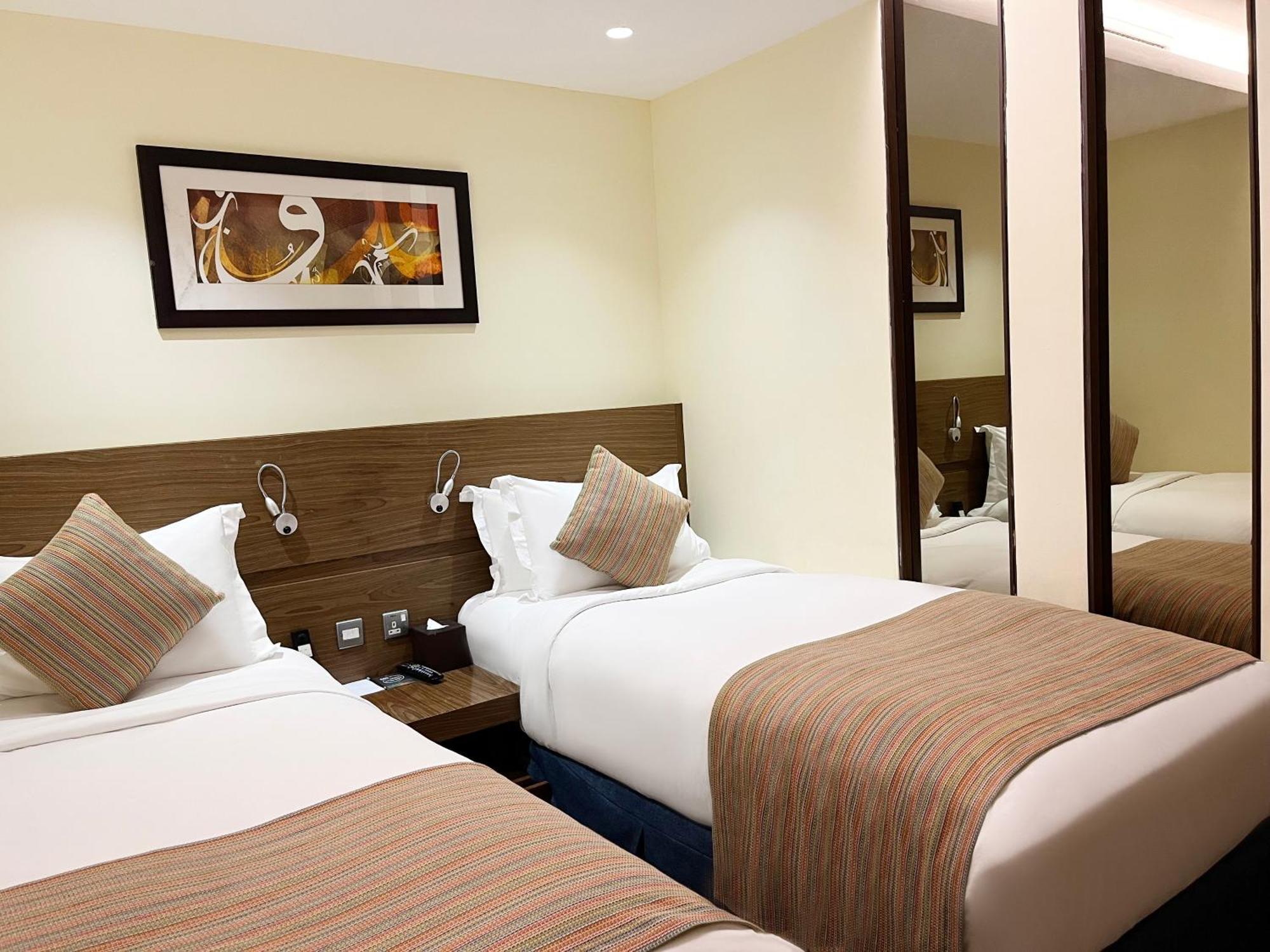 Sofitel Al Khobar The Corniche Hotel Luaran gambar A typical room at the hotel