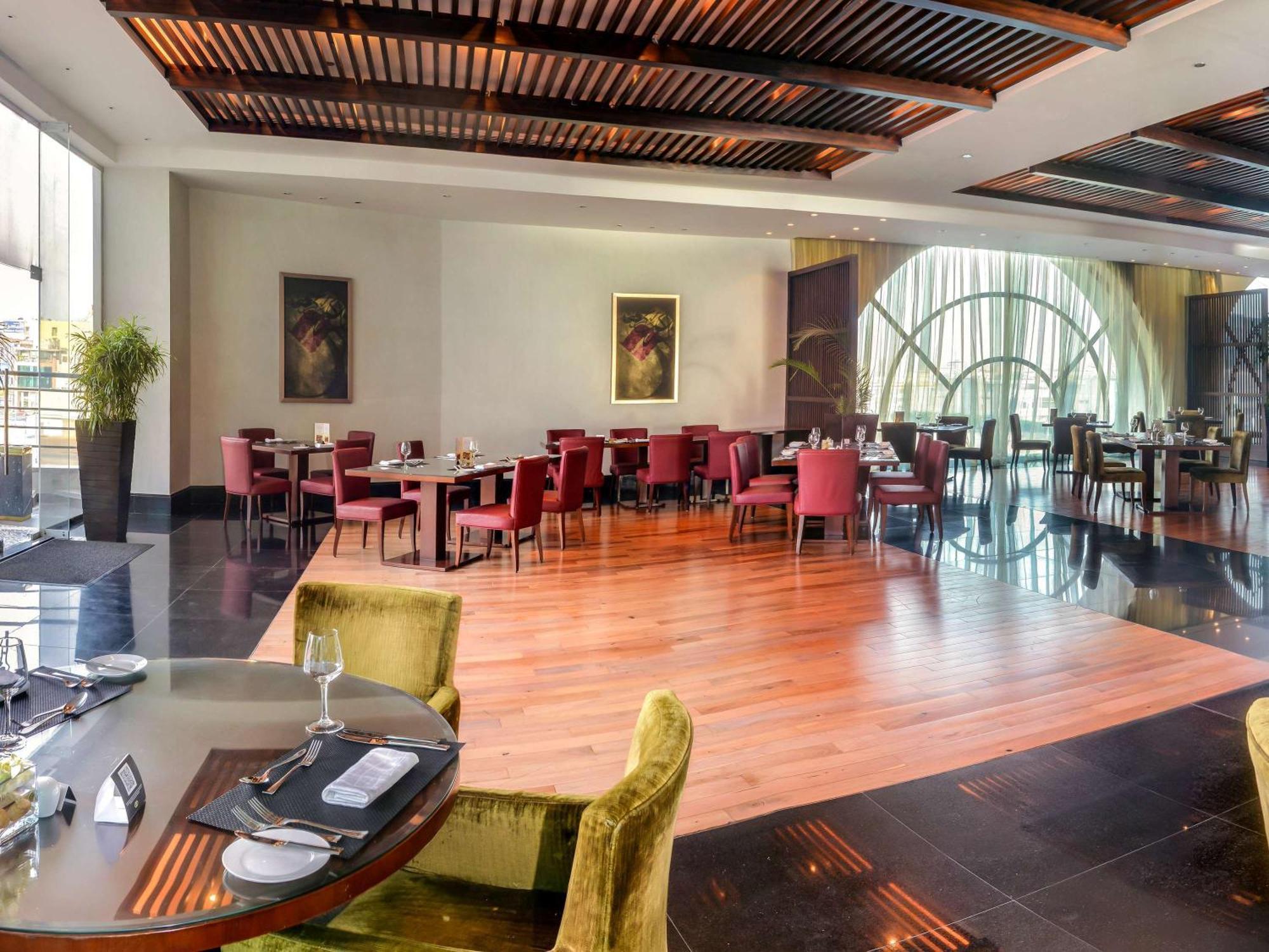 Sofitel Al Khobar The Corniche Hotel Luaran gambar The restaurant