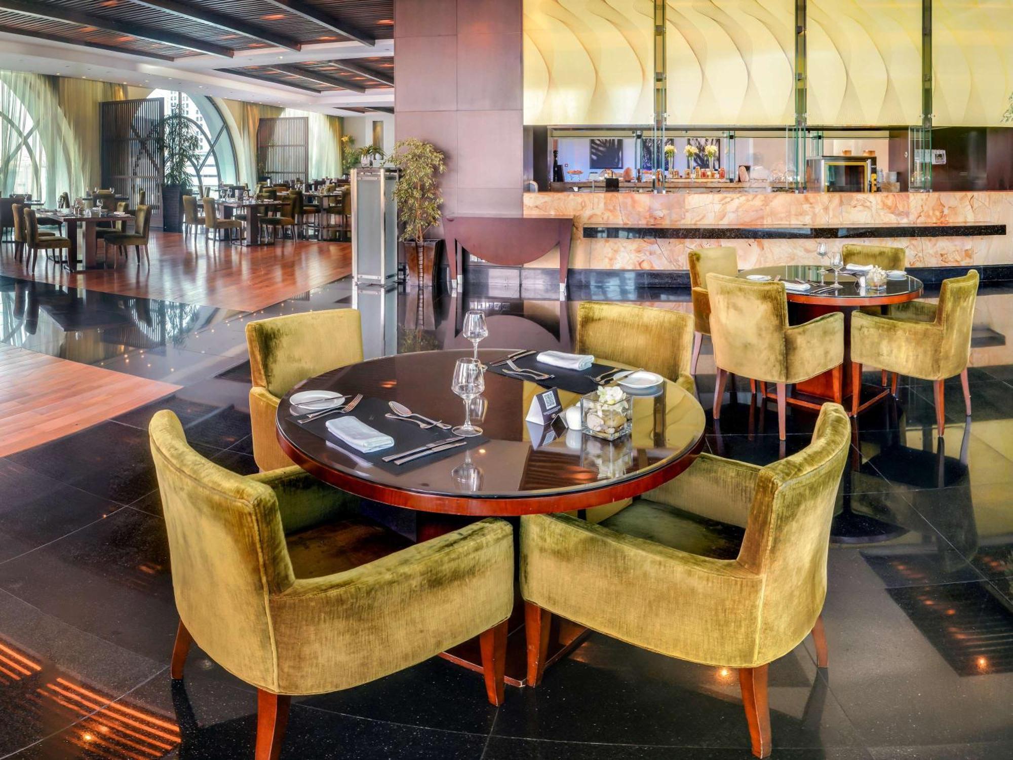 Sofitel Al Khobar The Corniche Hotel Luaran gambar The restaurant