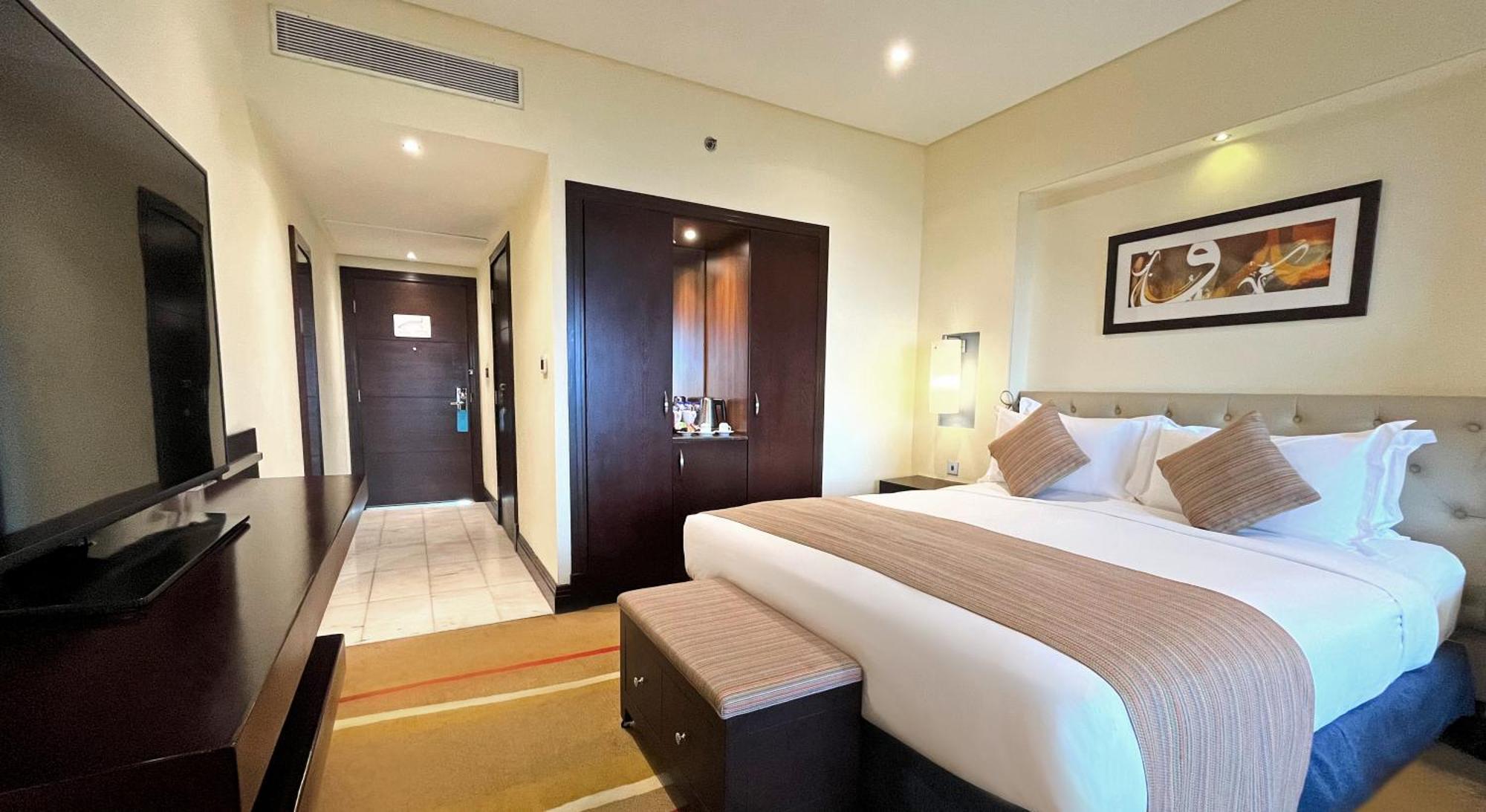 Sofitel Al Khobar The Corniche Hotel Luaran gambar Deluxe Room